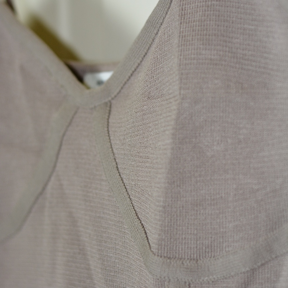 Basic Tank Top - Picture 4 of 8